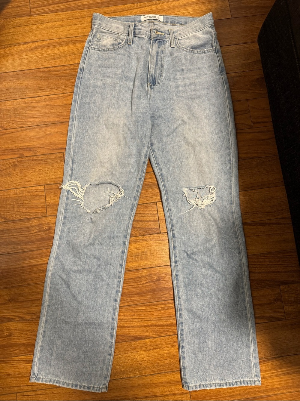 Just Black - Distressed Jeans